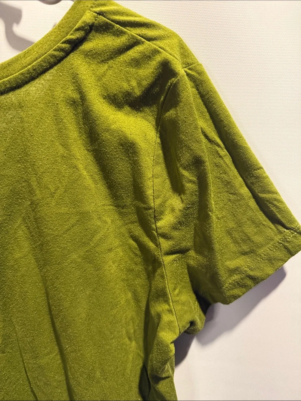 Jennifer Lauren Women’s V-Neck Short Sleeve Top in Olive Green Size: XL